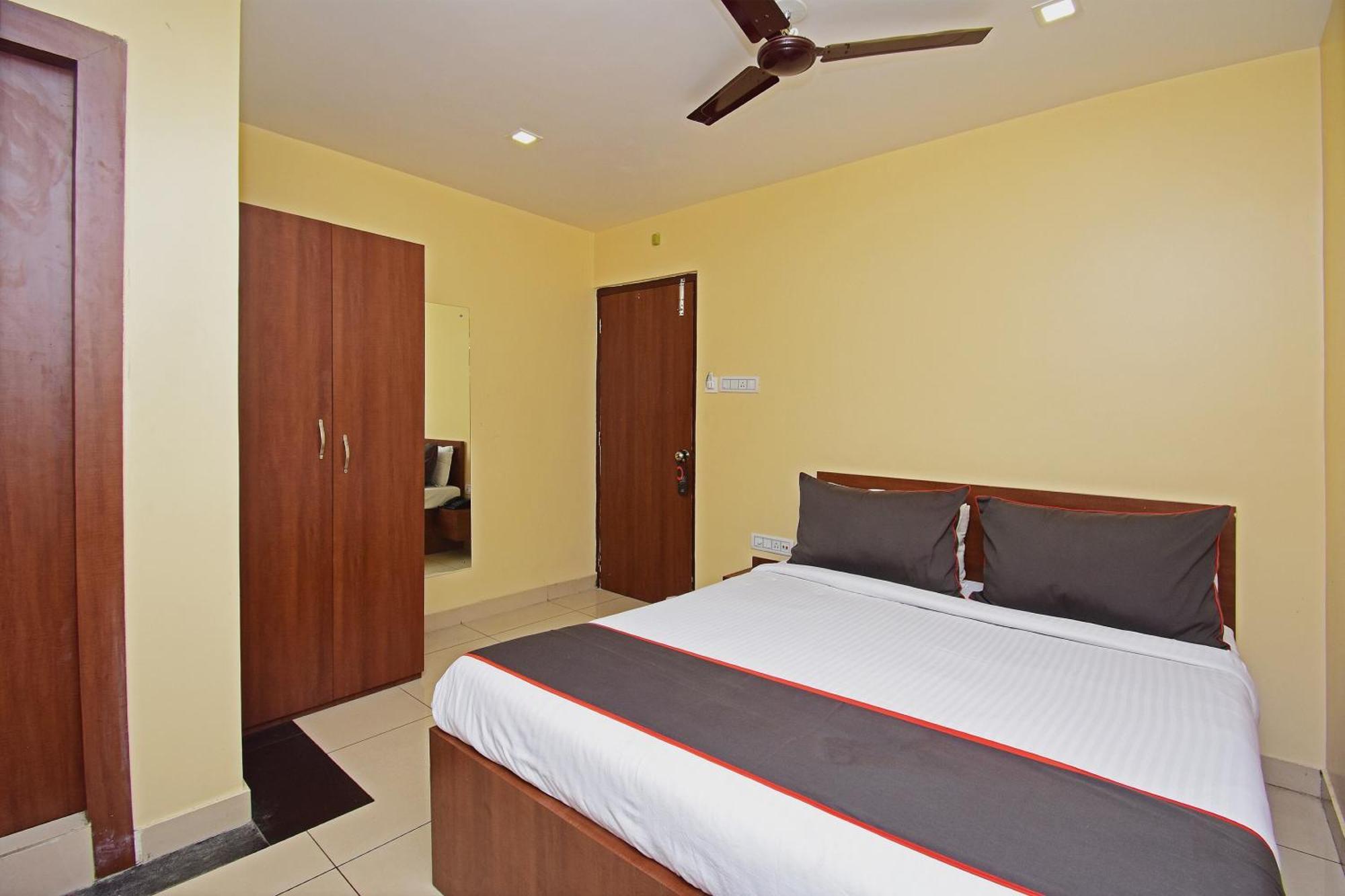 Hotel Super Collection O Gokul Residency Near Emami City Dumdum Opposite Raja Palace Dum Dum Exteriér fotografie