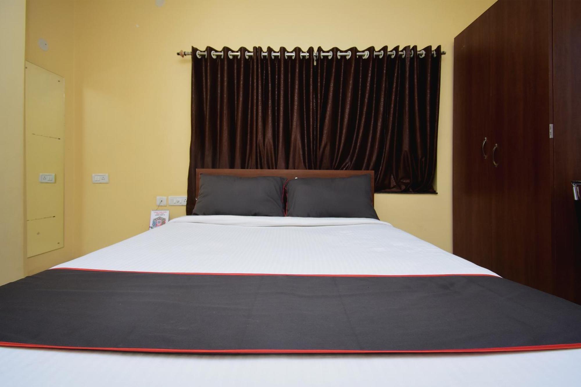 Hotel Super Collection O Gokul Residency Near Emami City Dumdum Opposite Raja Palace Dum Dum Exteriér fotografie